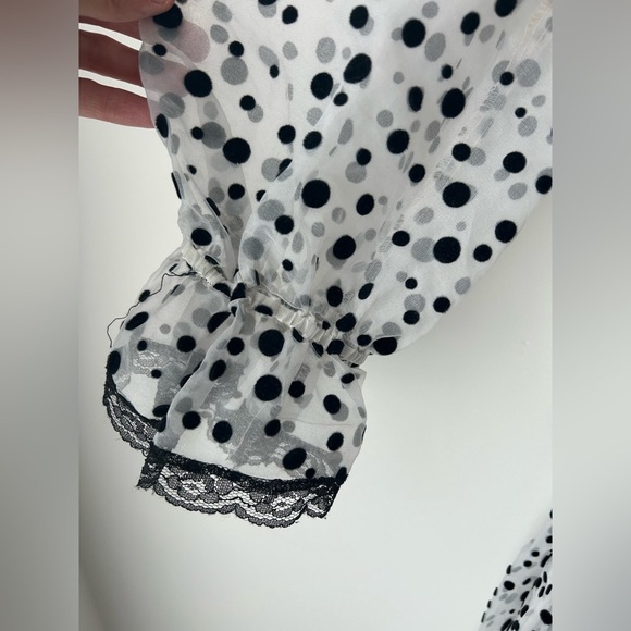 Black and White Sundress with Bishop Sleeves and Square Neck - Picture 6 of 14